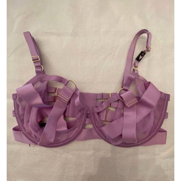 NWT Victoria's Secret Very Sexy Unlined Balconet Strappy Harness Bra 34C - Picture 5 of 8